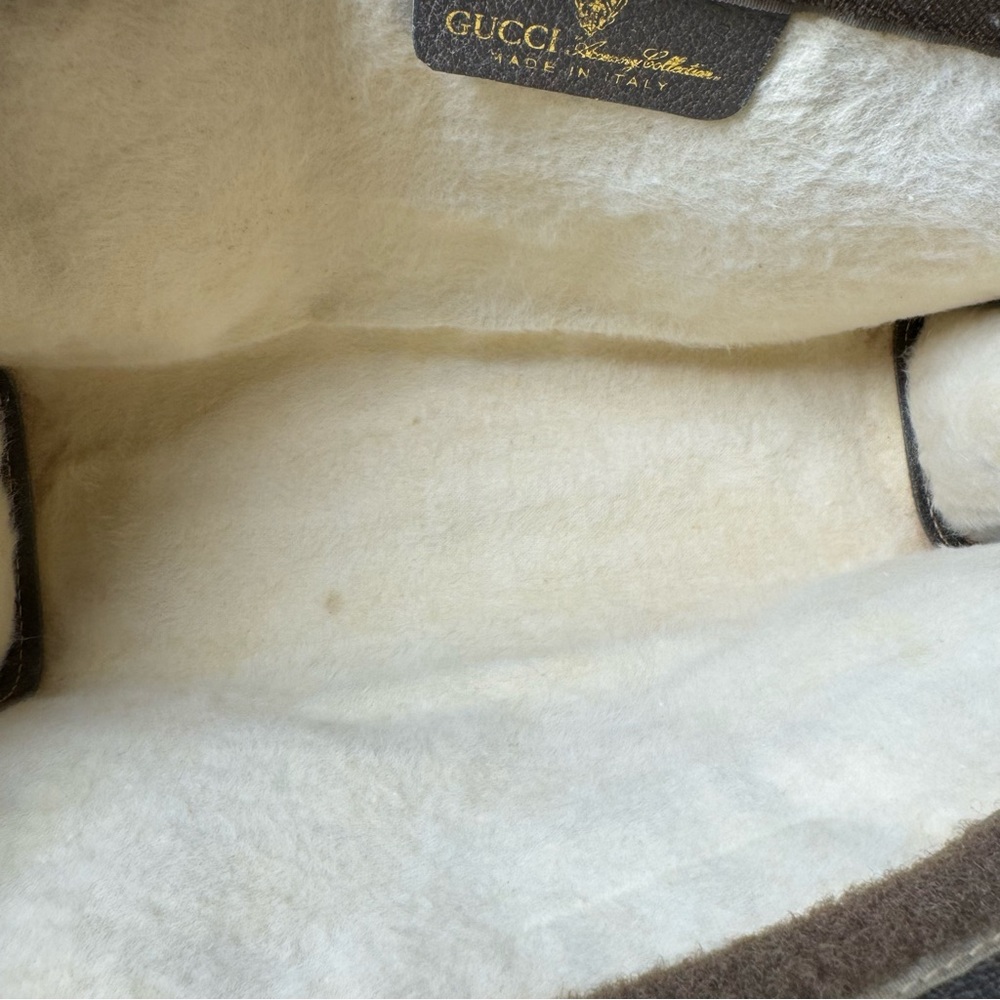 GUCCI GG monogram supreme Clutch - Picture 13 of 17